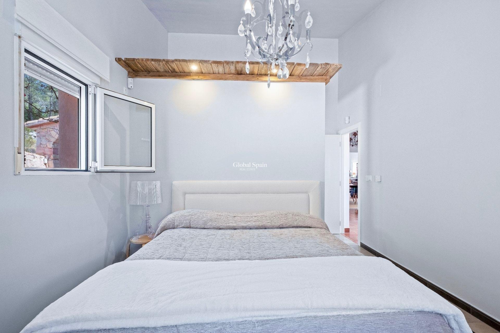 Odsprzedaż - WILLA  -
ALTEA - Balcón De Altea