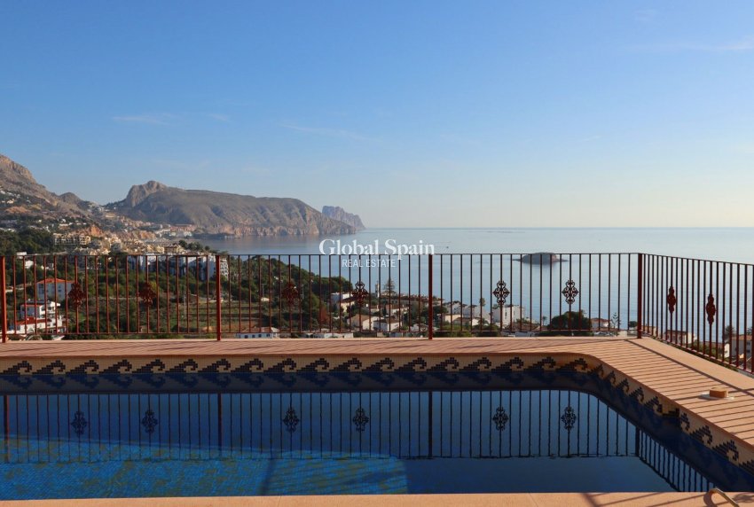 Odsprzedaż - WILLA  -
ALTEA - Costa Blanca