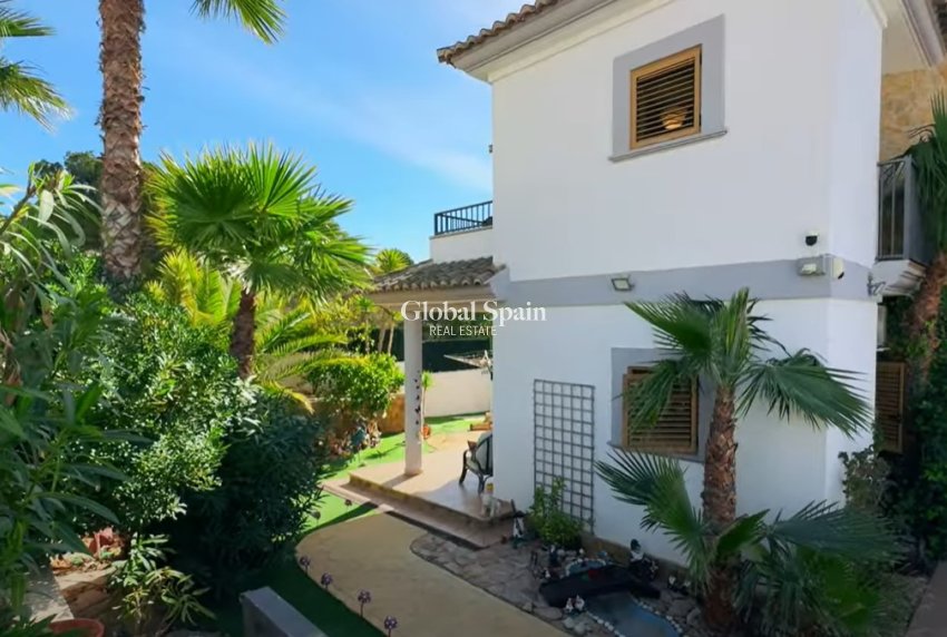 Odsprzedaż - WILLA  -
BENIDORM - Costa Blanca