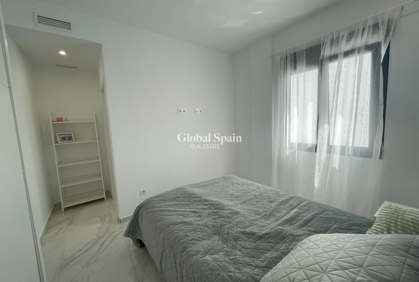 Odsprzedaż - WILLA  -
BENIJÓFAR - Costa Blanca