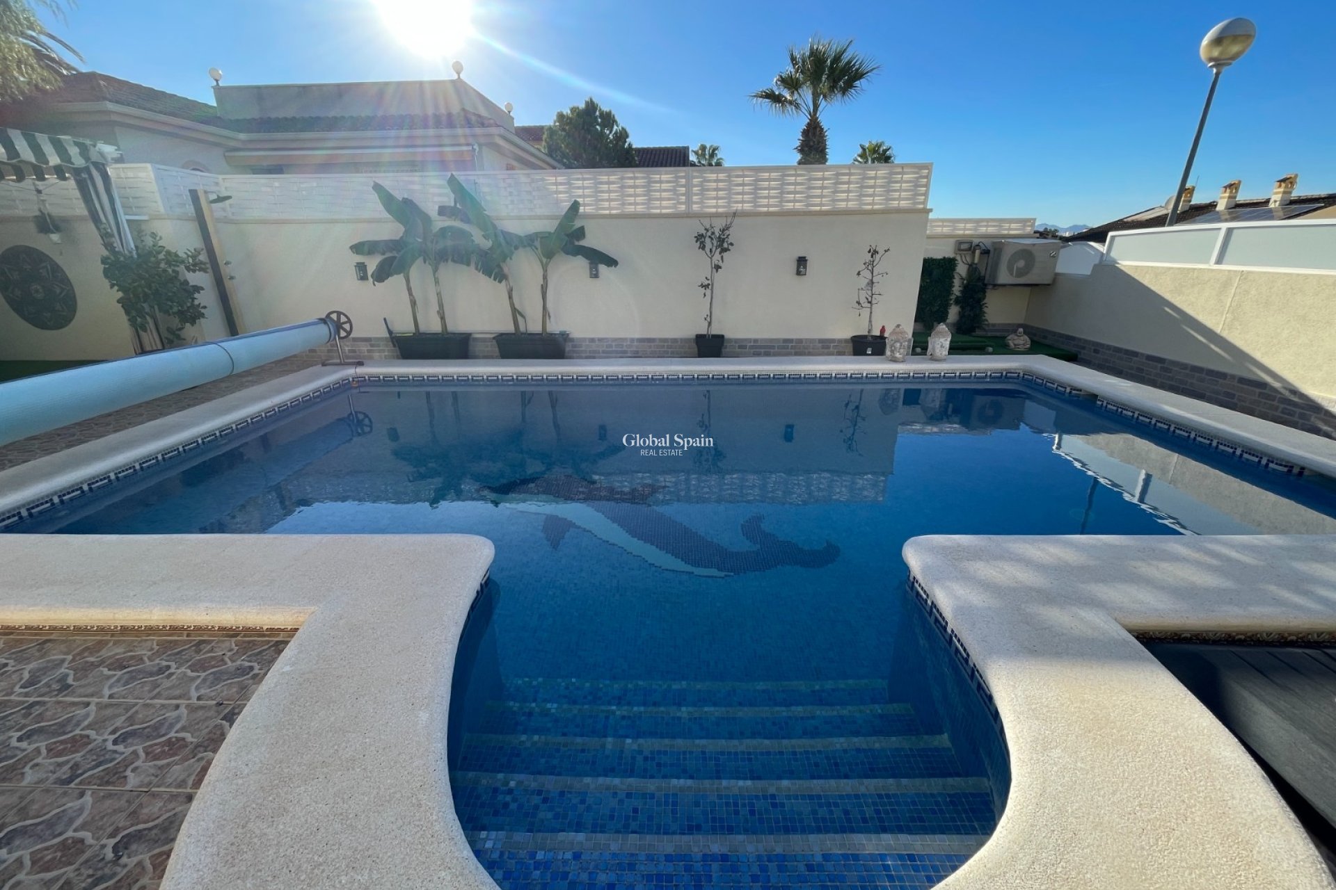 Odsprzedaż - WILLA  -
BENIJÓFAR - Costa Blanca