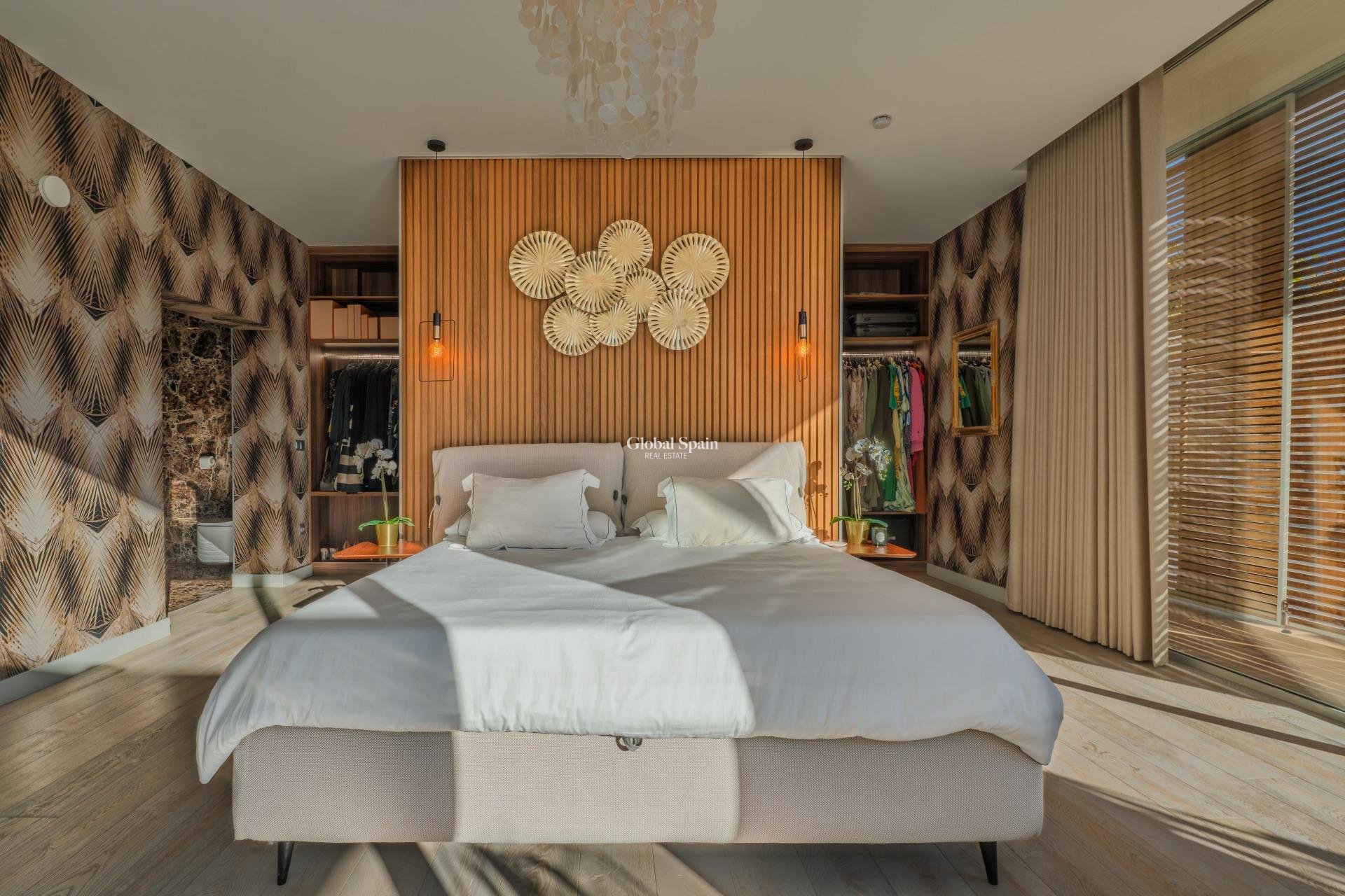 Odsprzedaż - WILLA  -
BENIJÓFAR - Residencial Benimar