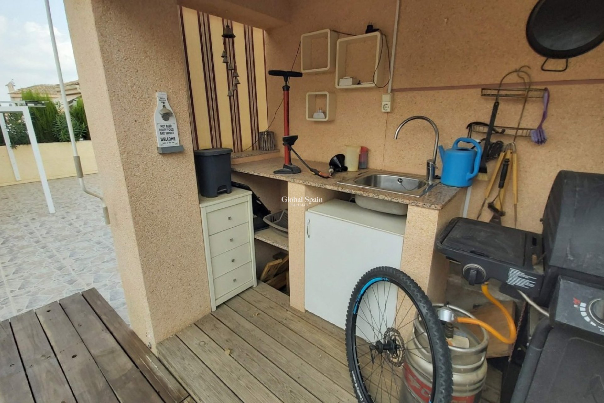 Odsprzedaż - WILLA  -
BENIMAR - Costa Blanca