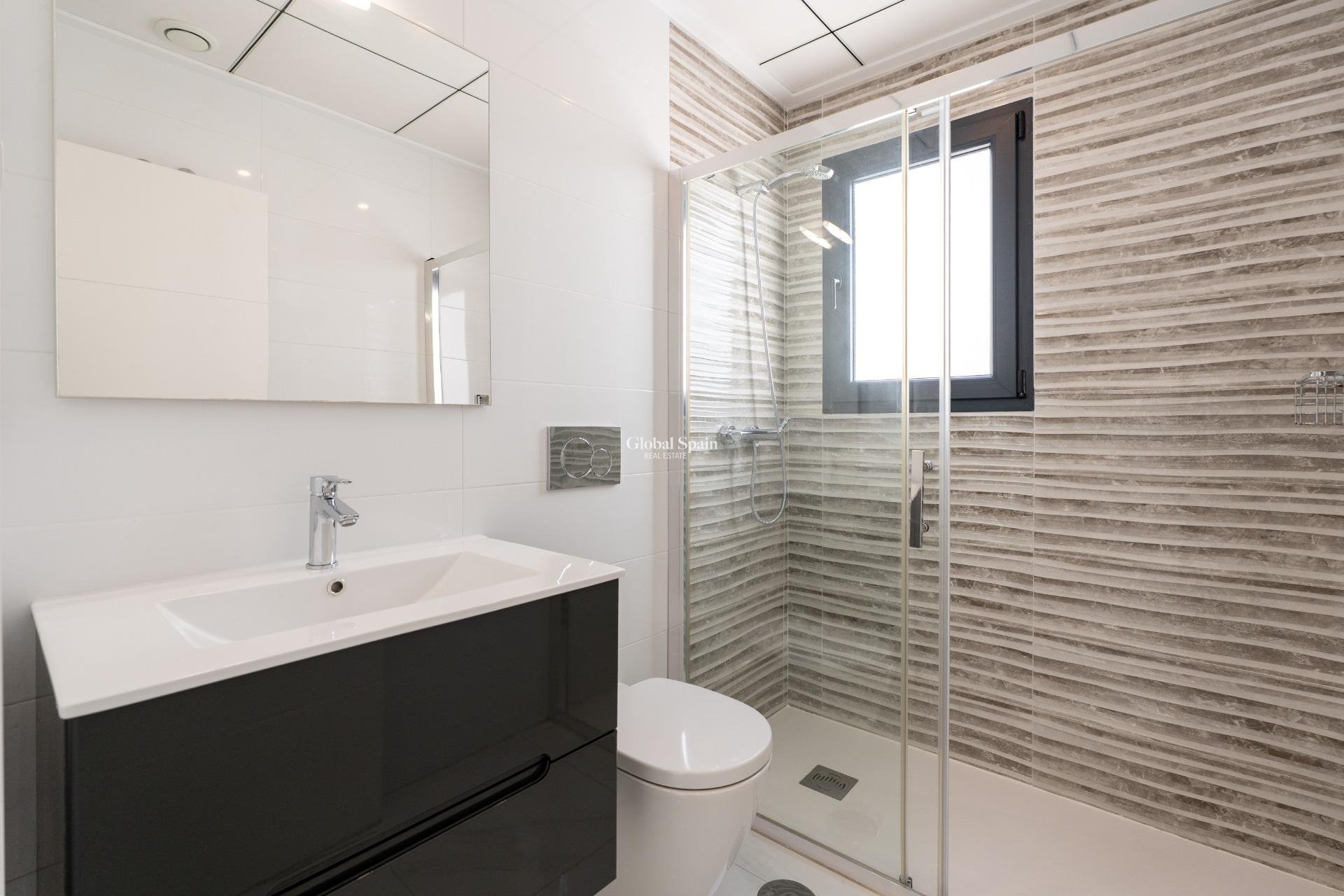 Odsprzedaż - WILLA  -
BIGASTRO - D6