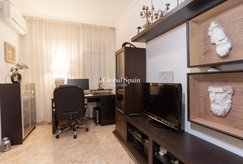 Odsprzedaż - Willa / Bliźniak -
TORREVIEJA - LOS BALCONES - LOS ALTOS