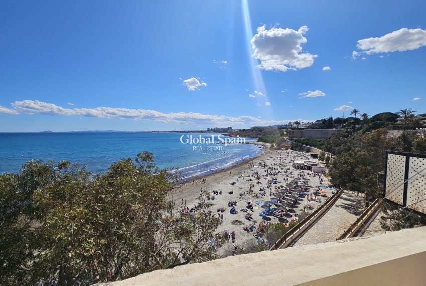 Odsprzedaż - WILLA  -
CABO ROIG - Costa Blanca