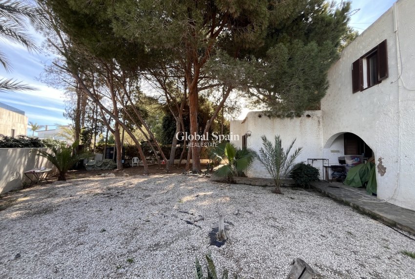 Odsprzedaż - WILLA  -
CABO ROIG - Costa Blanca