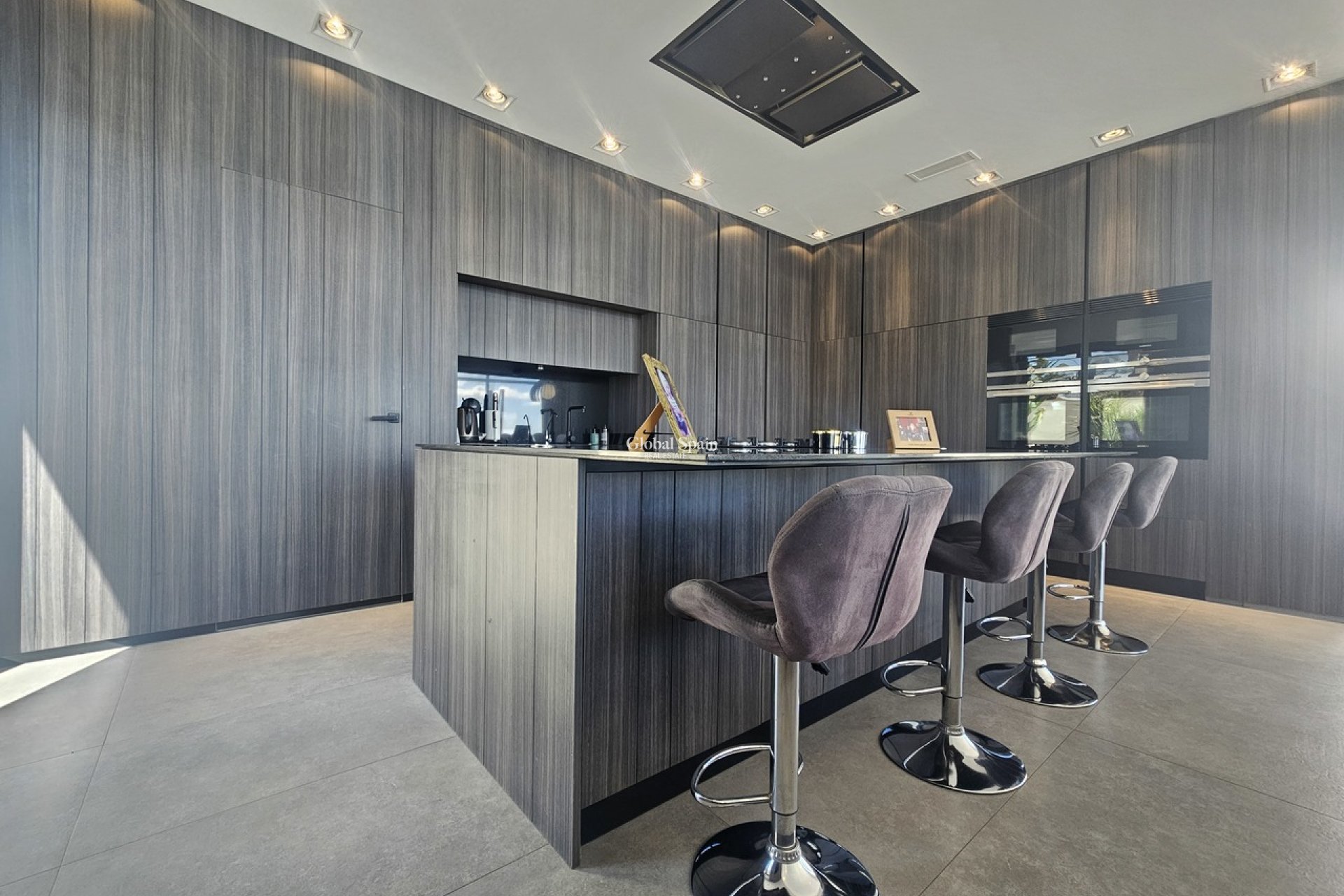 Odsprzedaż - WILLA  -
CABO ROIG - Costa Blanca