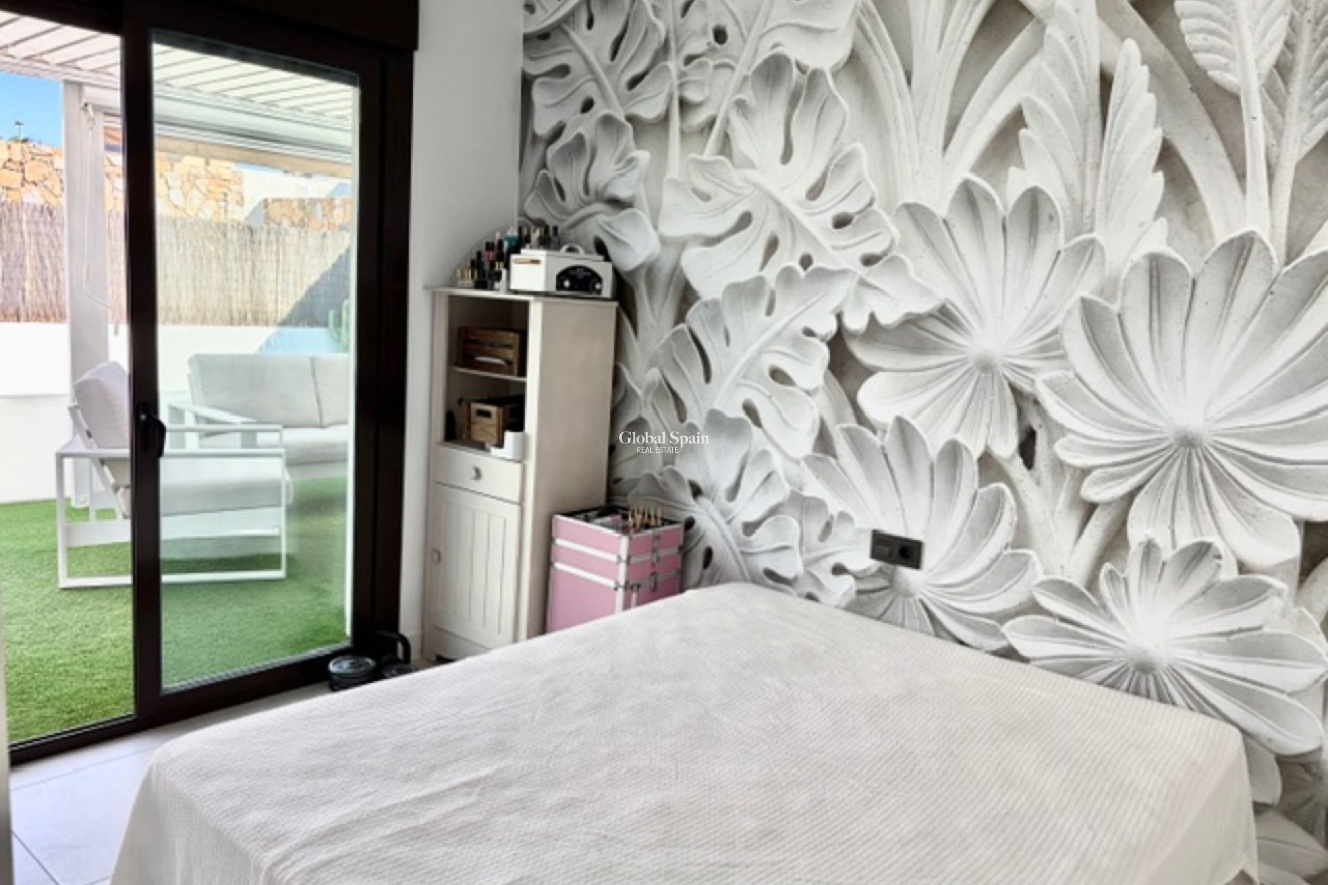 Odsprzedaż - WILLA  -
CABO ROIG - Costa Blanca