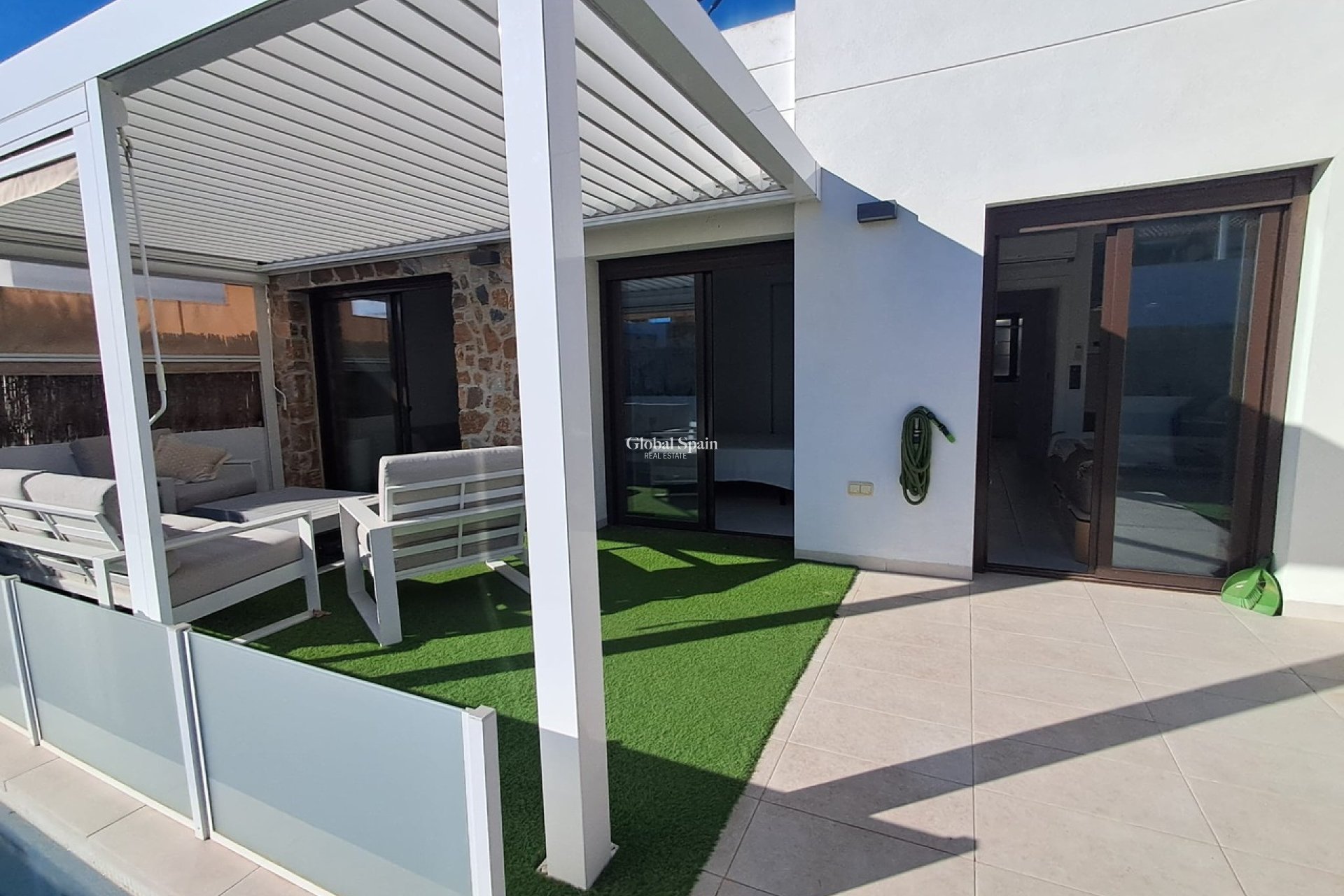 Odsprzedaż - WILLA  -
CABO ROIG - Costa Blanca