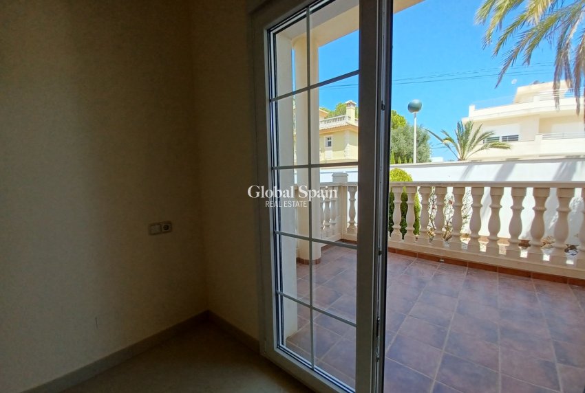 Odsprzedaż - WILLA  -
CABO ROIG - Costa Blanca