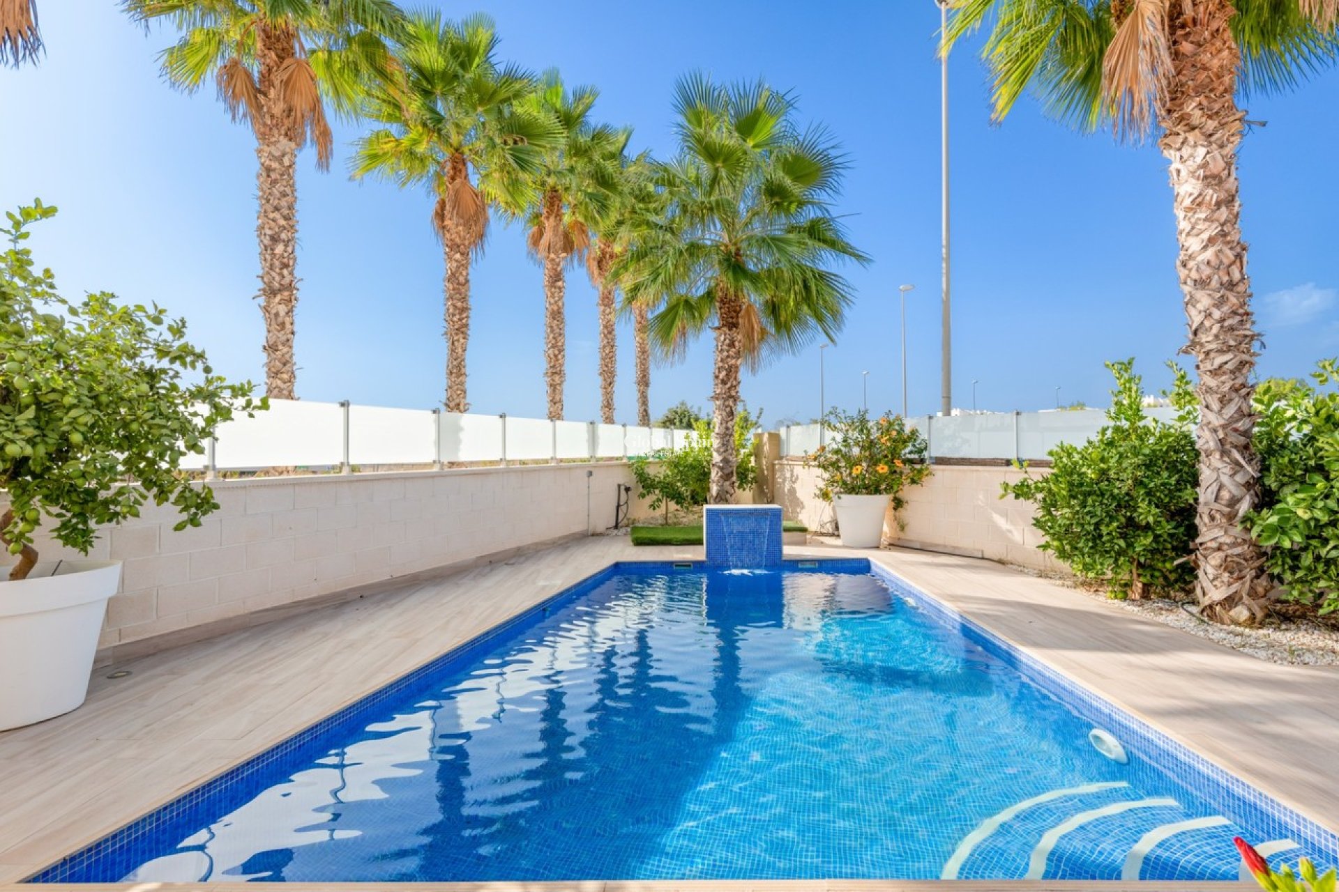Odsprzedaż - WILLA  -
CABO ROIG - Costa Blanca