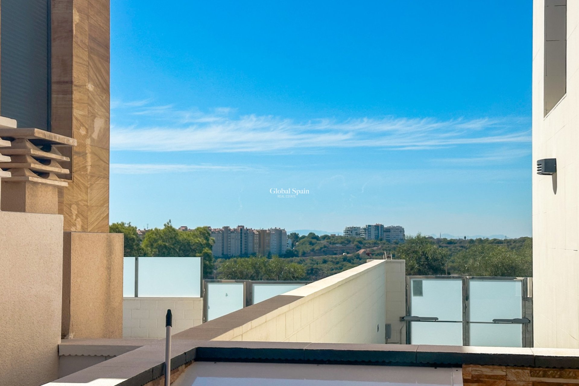 Odsprzedaż - WILLA  -
CABO ROIG - Costa Blanca