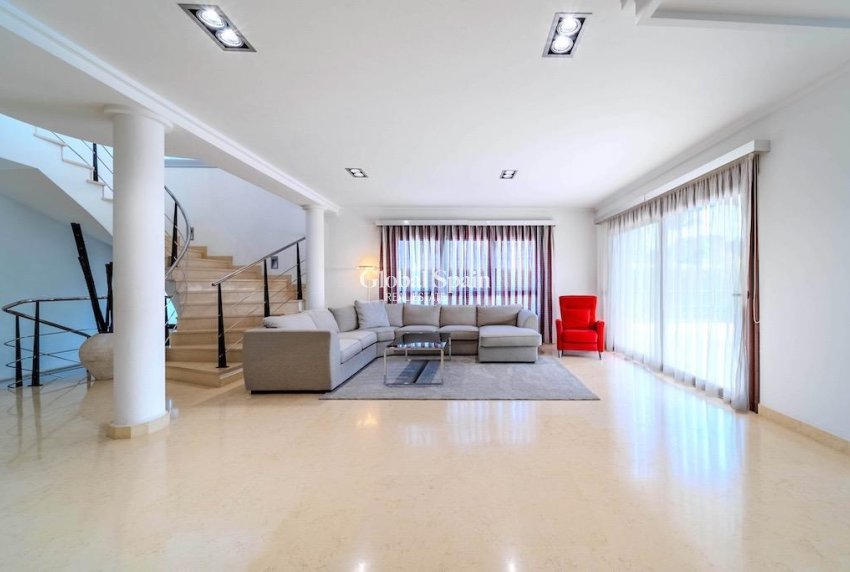 Odsprzedaż - Willa -
CABO ROIG - Costa blanca