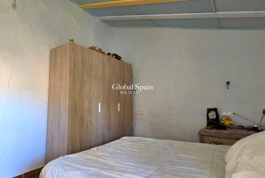 Odsprzedaż - WILLA  -
CALLOSA D'EN SARRIÀ - Callosa De Ensarrià