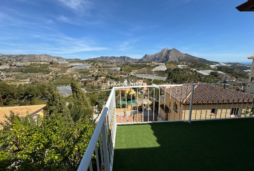 Odsprzedaż - WILLA  -
CALLOSA D'EN SARRIÀ - Callosa De Ensarrià