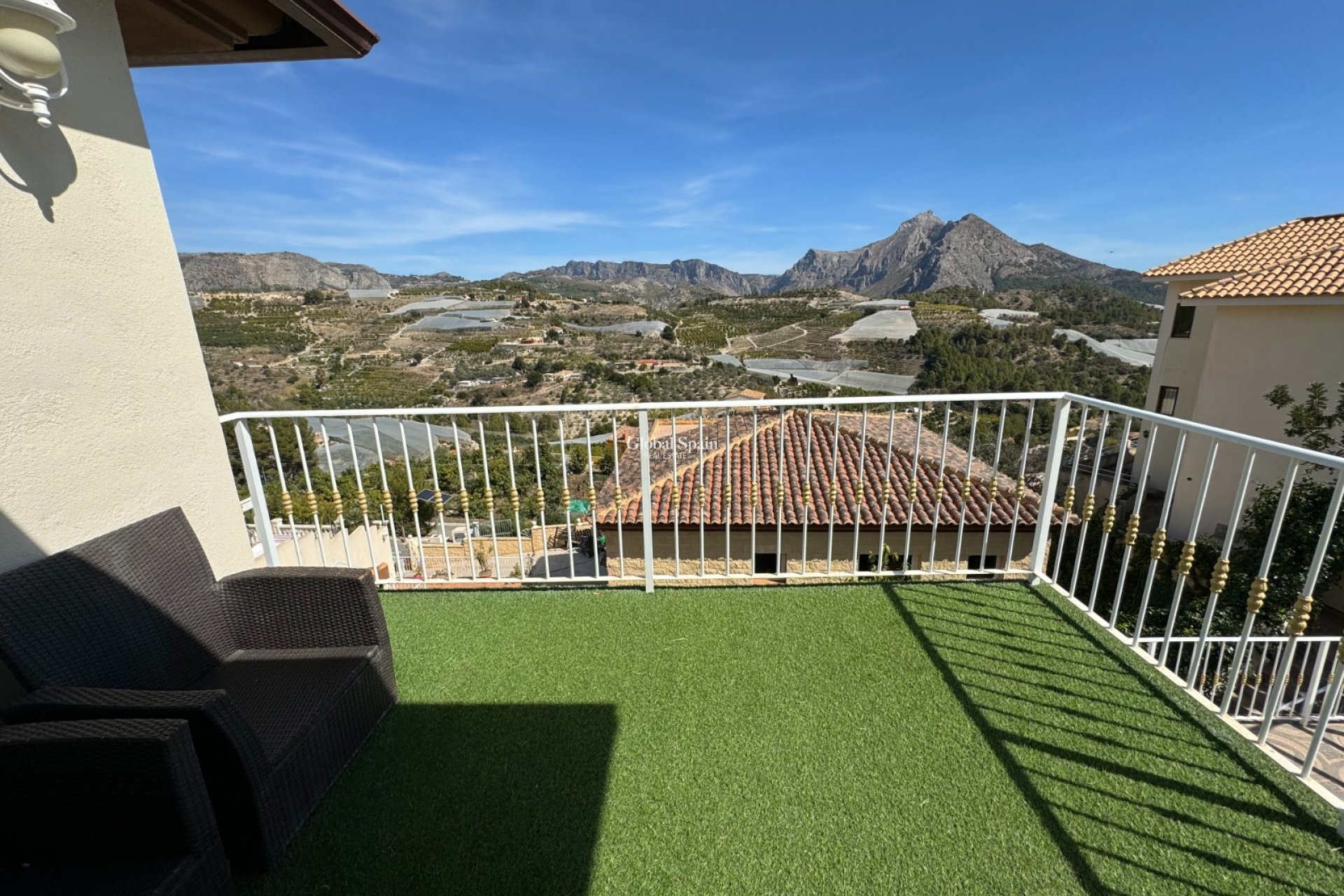 Odsprzedaż - WILLA  -
CALLOSA D'EN SARRIÀ - Callosa De Ensarrià