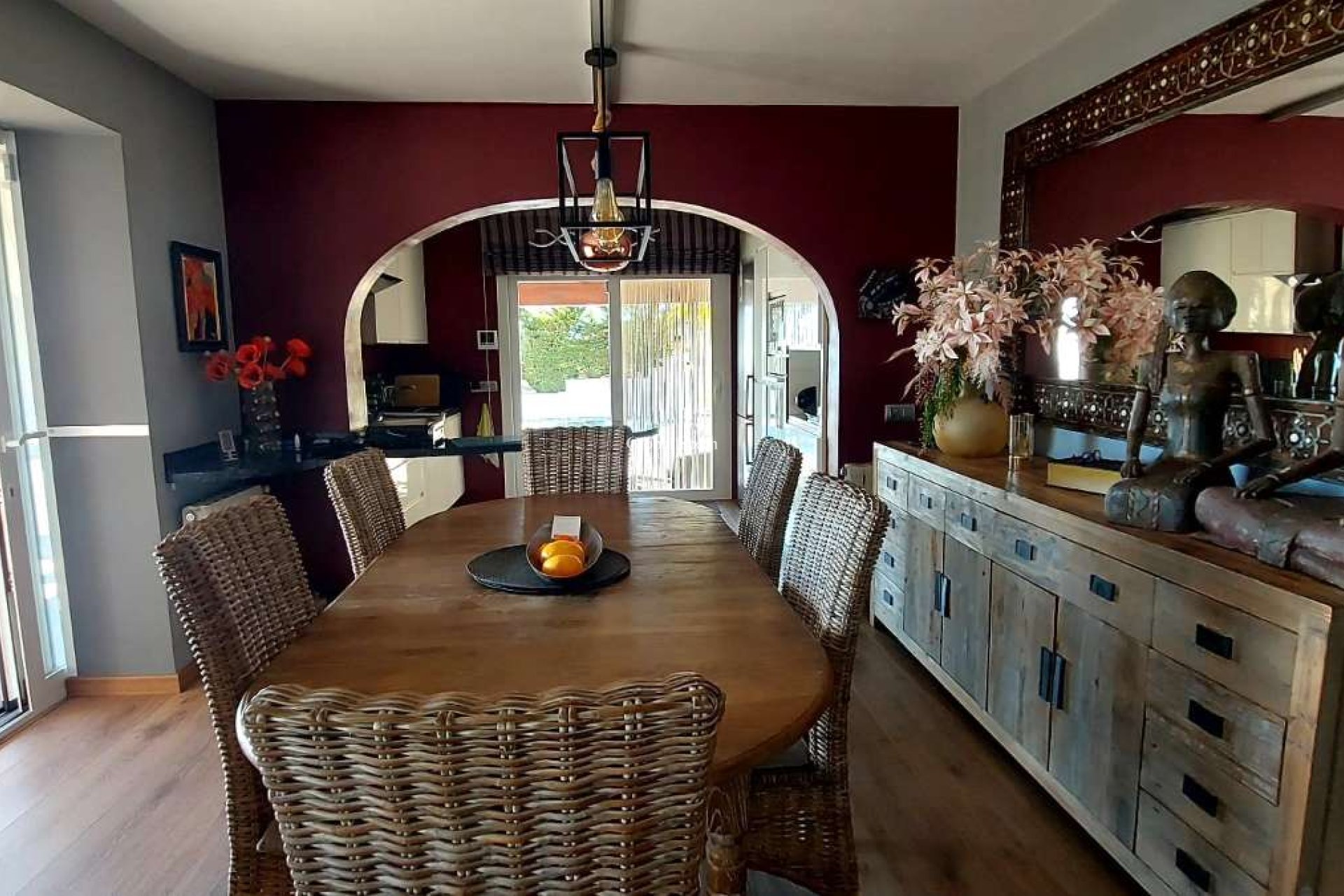 Odsprzedaż - WILLA  -
CALPE - Costa Blanca