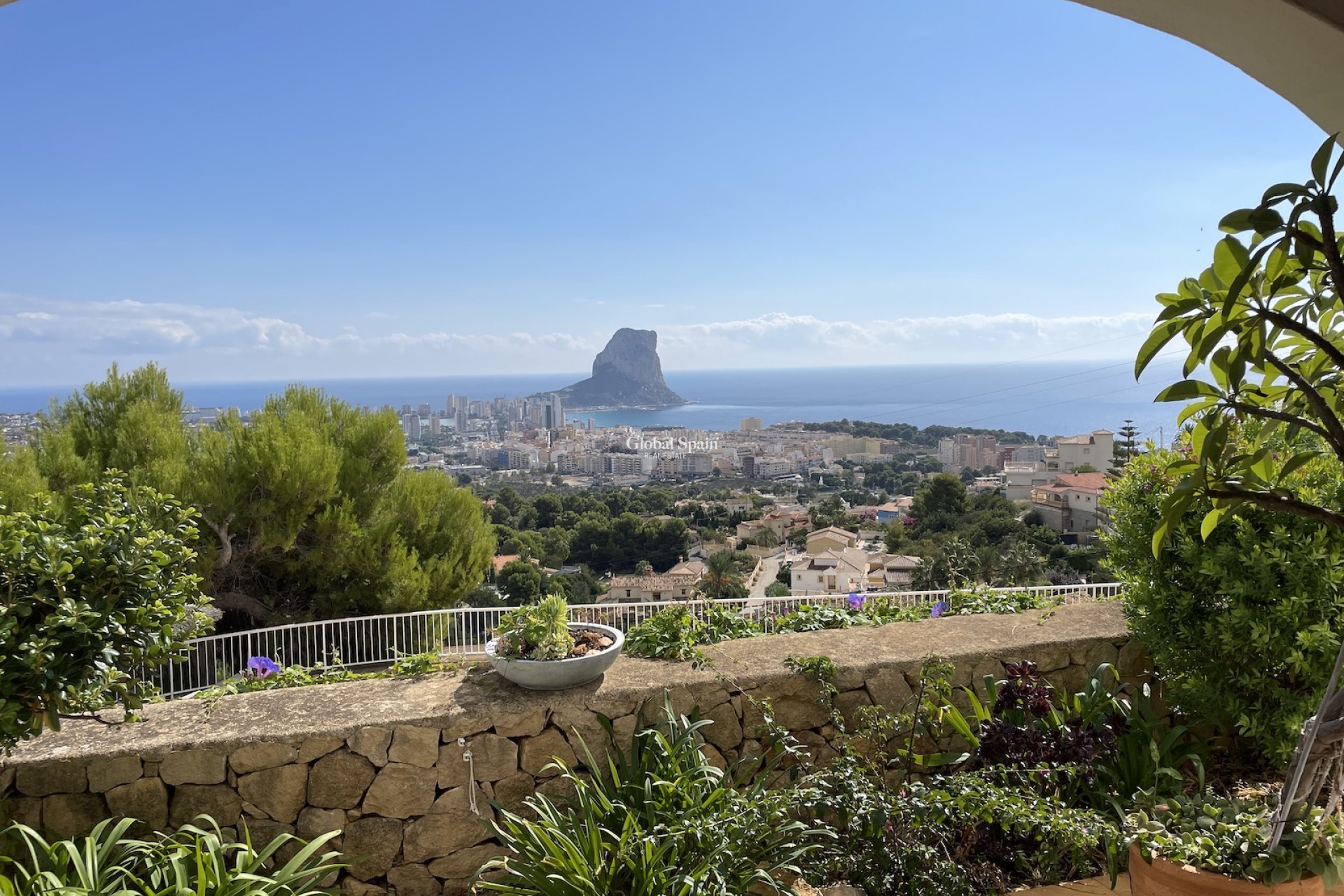 Odsprzedaż - WILLA  -
CALPE - Costa Blanca
