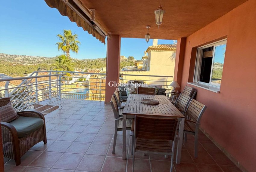 Odsprzedaż - WILLA  -
CALPE - Costa Blanca