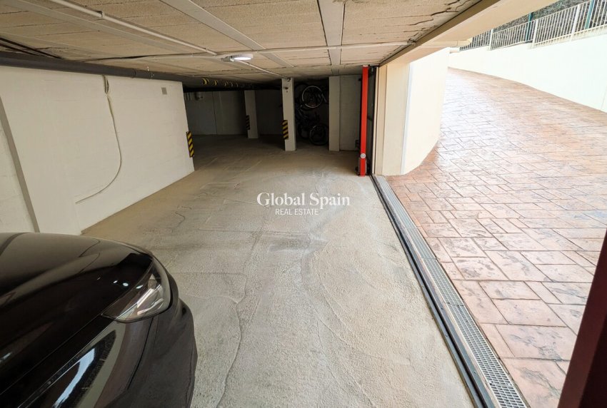 Odsprzedaż - WILLA  -
CAMPOS DEL RÍO - 