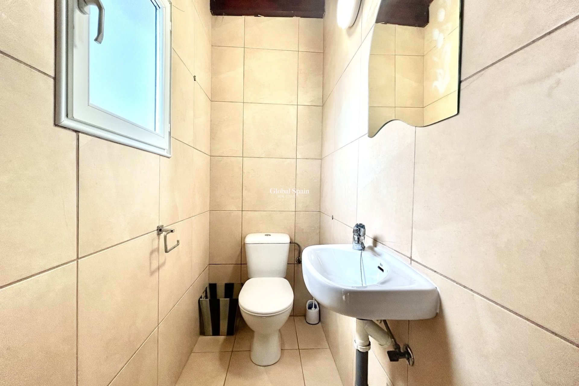 Odsprzedaż - WILLA  -
CATRAL - Costa Blanca