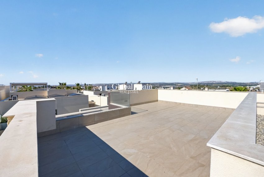 Odsprzedaż - WILLA  -
CIUDAD QUESADA - Alicante