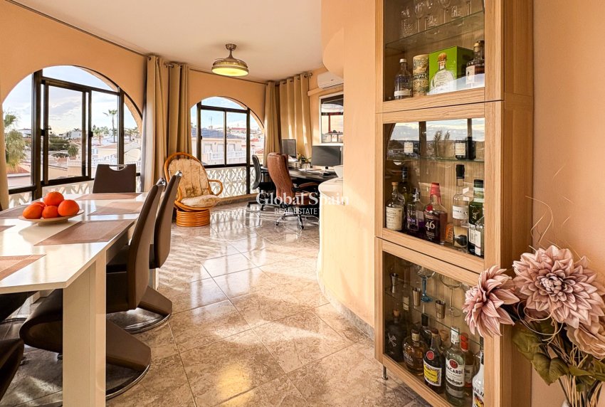 Odsprzedaż - WILLA  -
CIUDAD QUESADA - Ciudad Quesada