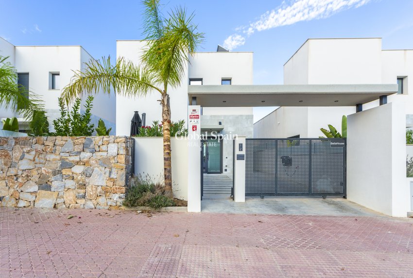 Odsprzedaż - Willa -
CIUDAD QUESADA - Ciudad Quesada