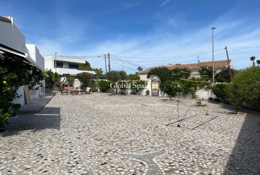 Odsprzedaż - WILLA  -
CIUDAD QUESADA - Cuidad Quesada