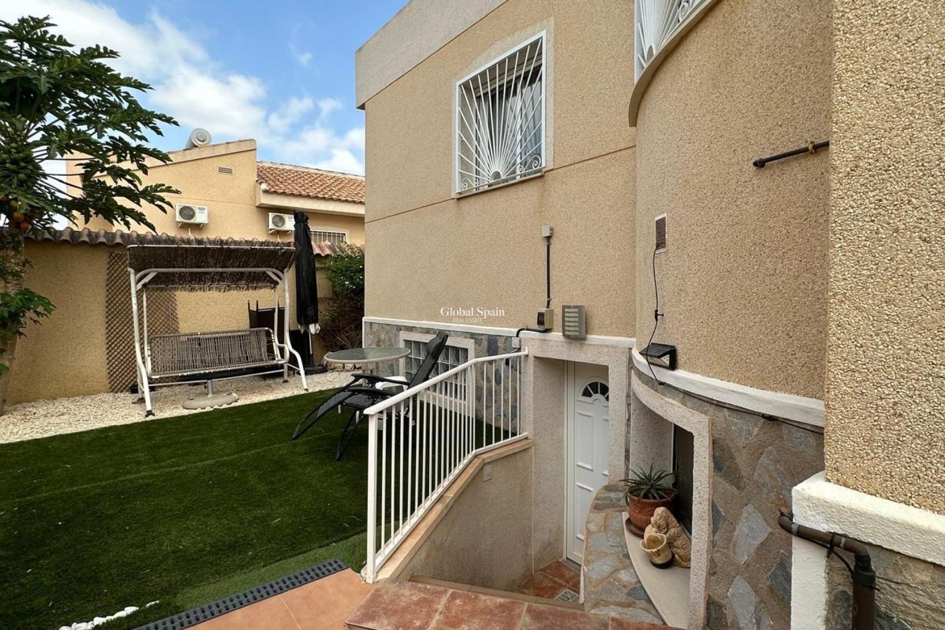 Odsprzedaż - WILLA  -
CIUDAD QUESADA