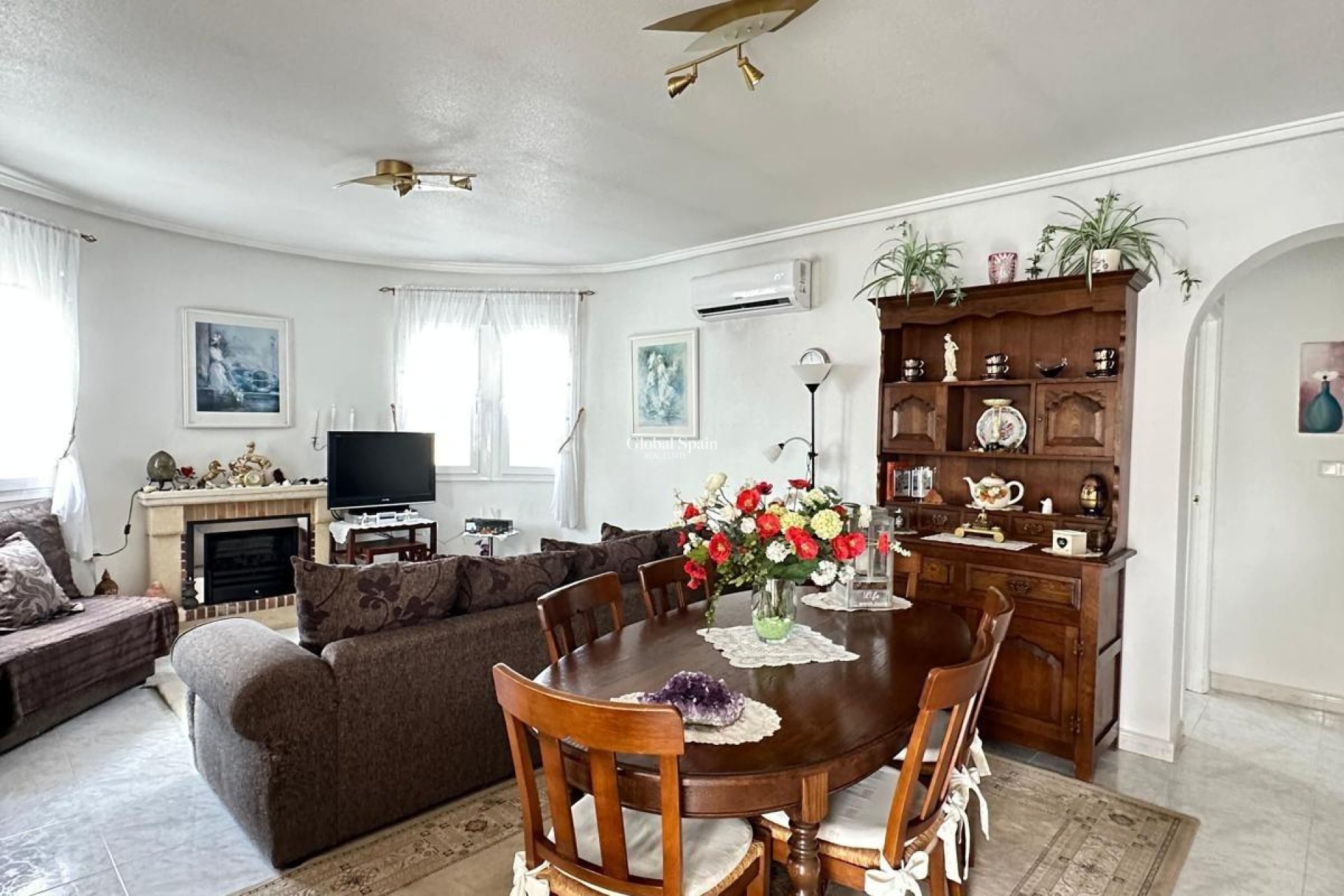 Odsprzedaż - WILLA  -
CIUDAD QUESADA