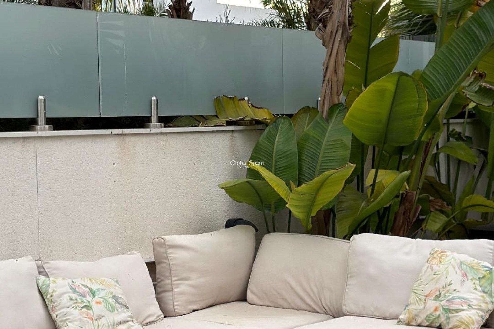 Odsprzedaż - WILLA  -
CIUDAD QUESADA