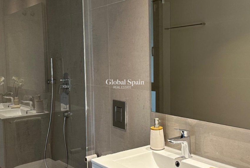 Odsprzedaż - WILLA  -
CIUDAD QUESADA