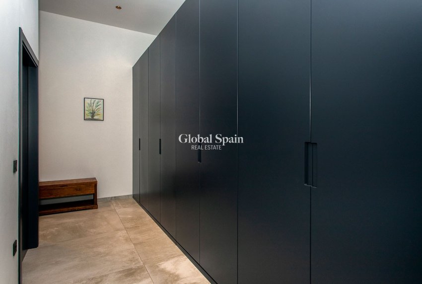 Odsprzedaż - WILLA  -
CIUDAD QUESADA