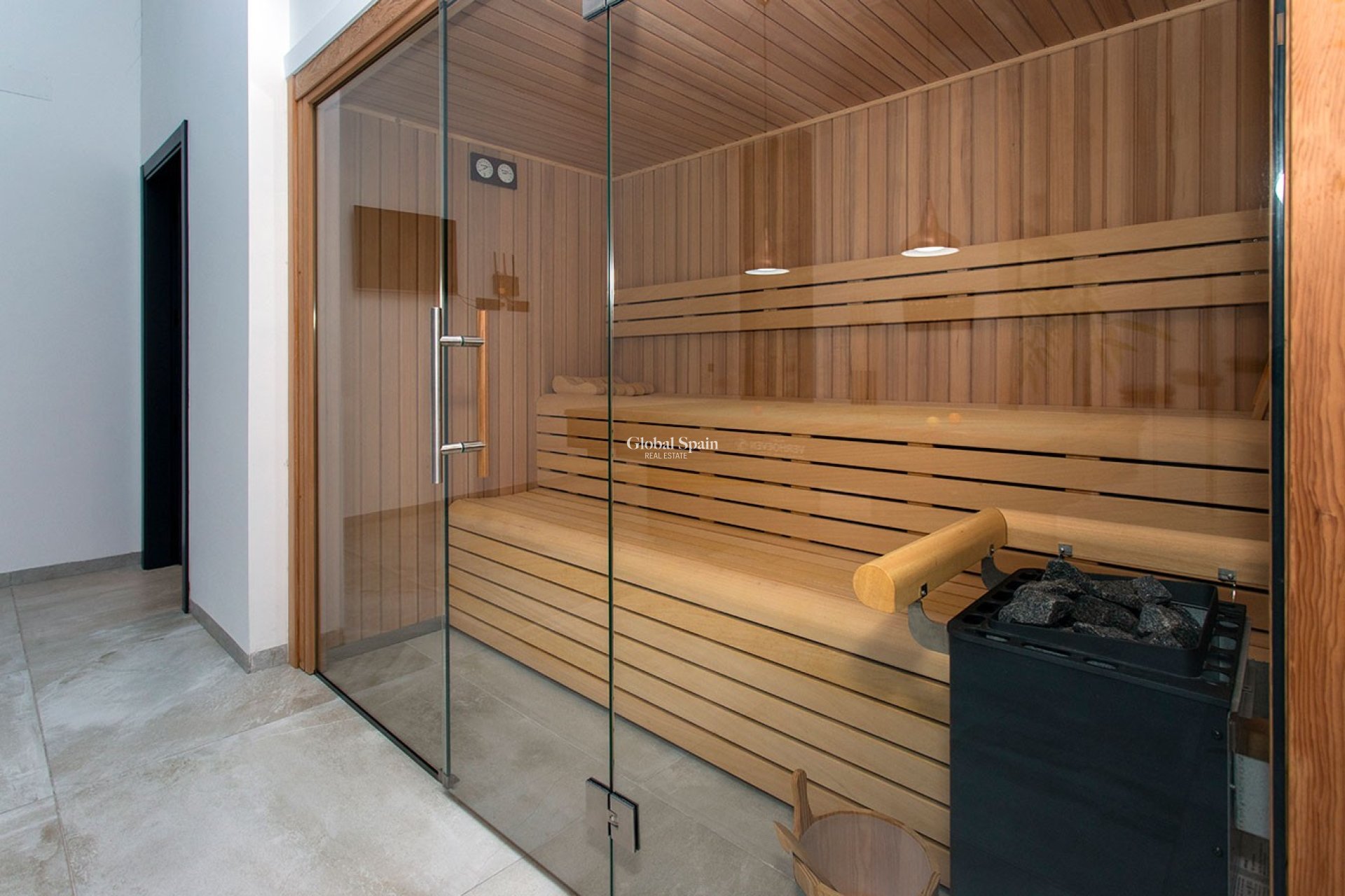 Odsprzedaż - WILLA  -
CIUDAD QUESADA