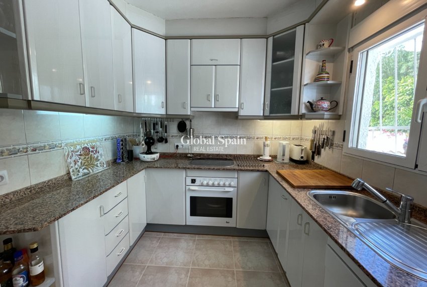 Odsprzedaż - WILLA  -
CIUDAD QUESADA