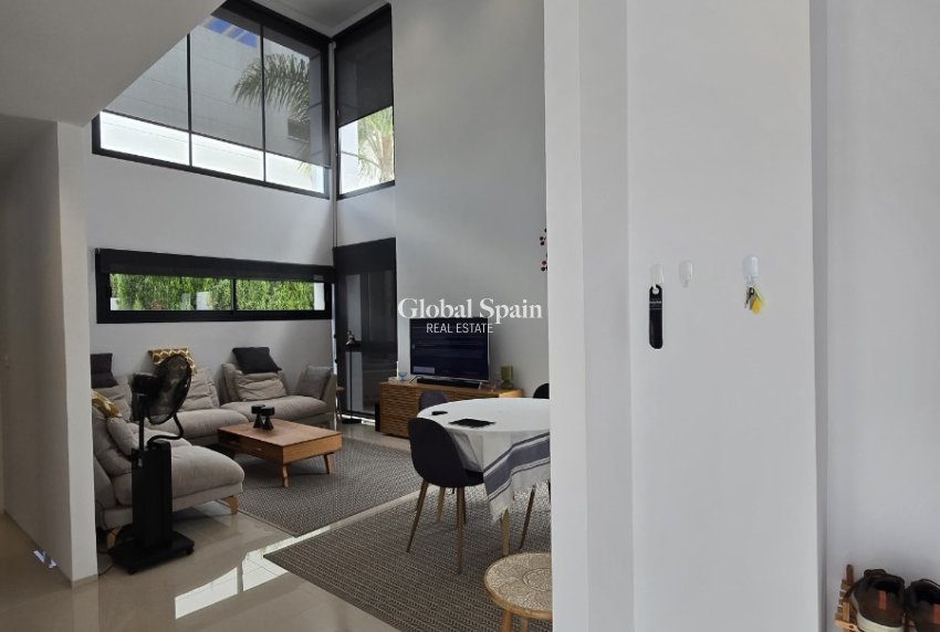 Odsprzedaż - WILLA  -
CIUDAD QUESADA