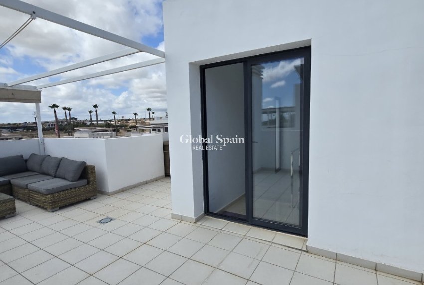 Odsprzedaż - WILLA  -
CIUDAD QUESADA