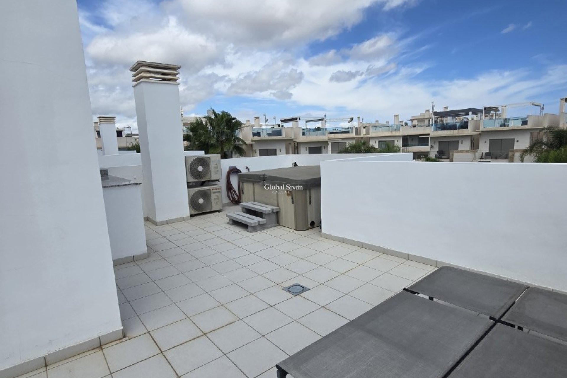 Odsprzedaż - WILLA  -
CIUDAD QUESADA