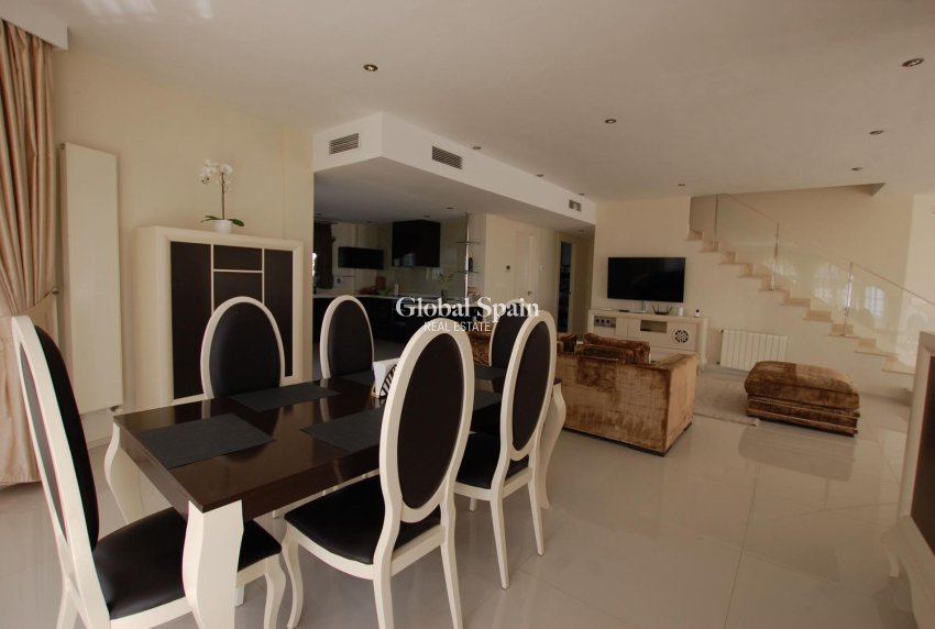 Odsprzedaż - WILLA  -
CIUDAD QUESADA