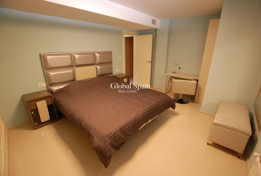 Odsprzedaż - WILLA  -
CIUDAD QUESADA