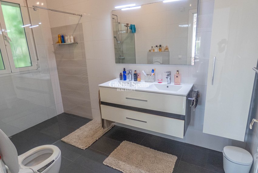 Odsprzedaż - Willa -
CIUDAD QUESADA