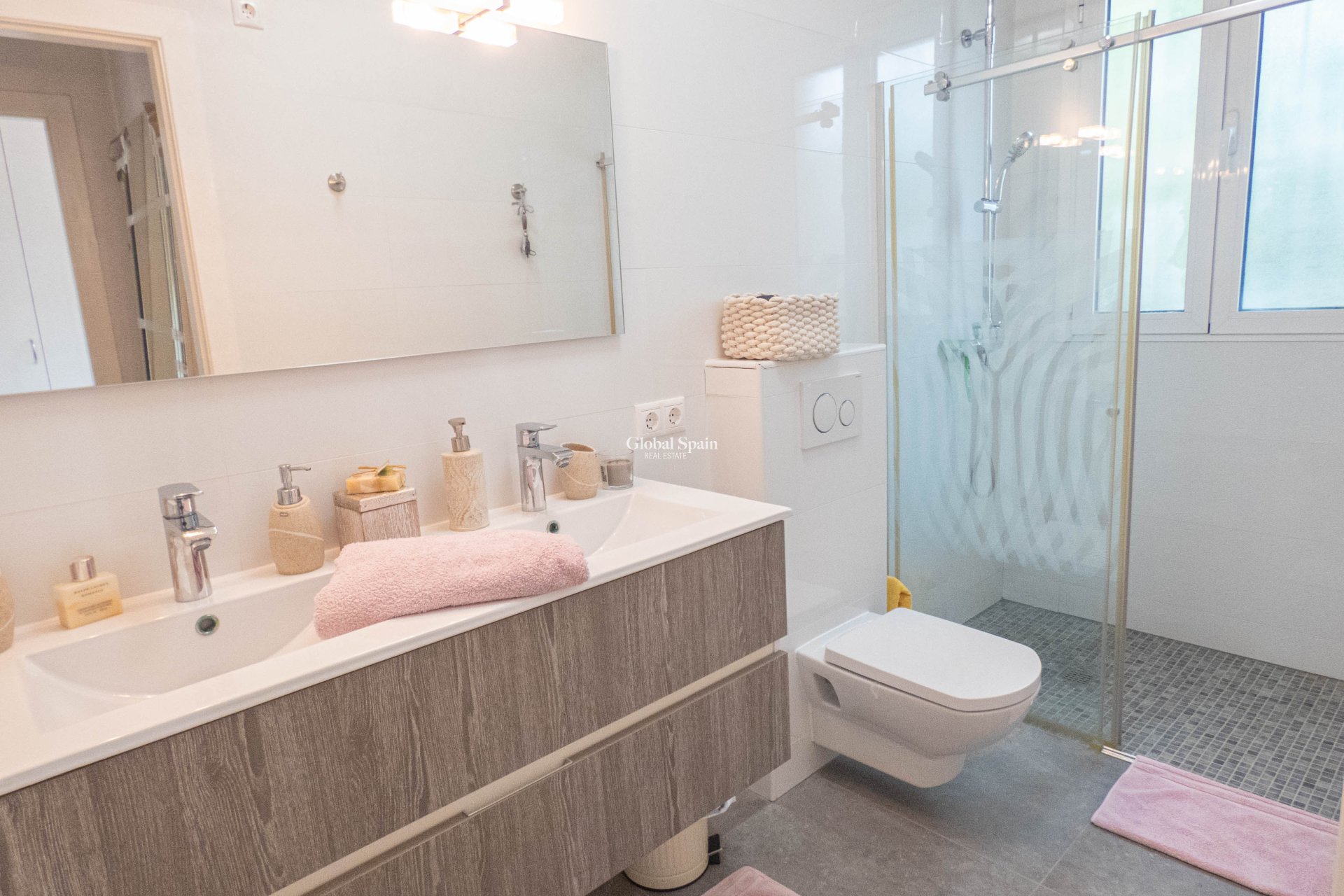 Odsprzedaż - Willa -
CIUDAD QUESADA