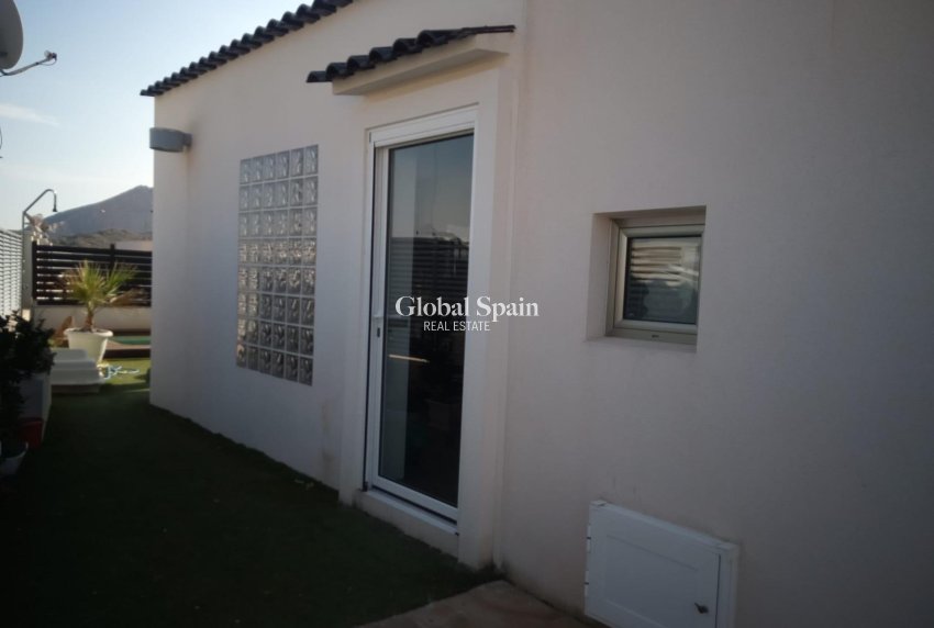 Odsprzedaż - WILLA  -
COX - Cox