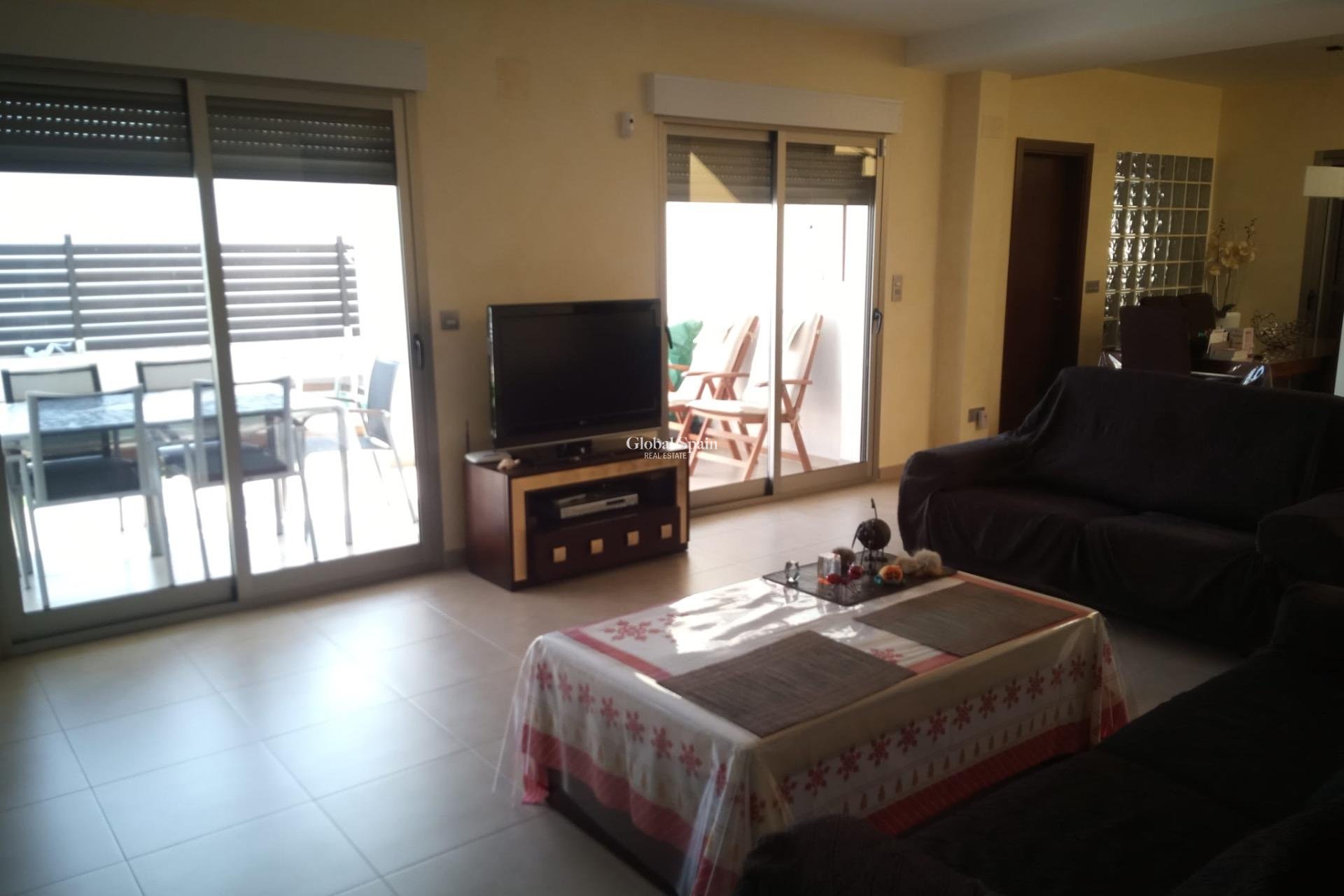 Odsprzedaż - WILLA  -
COX - Cox