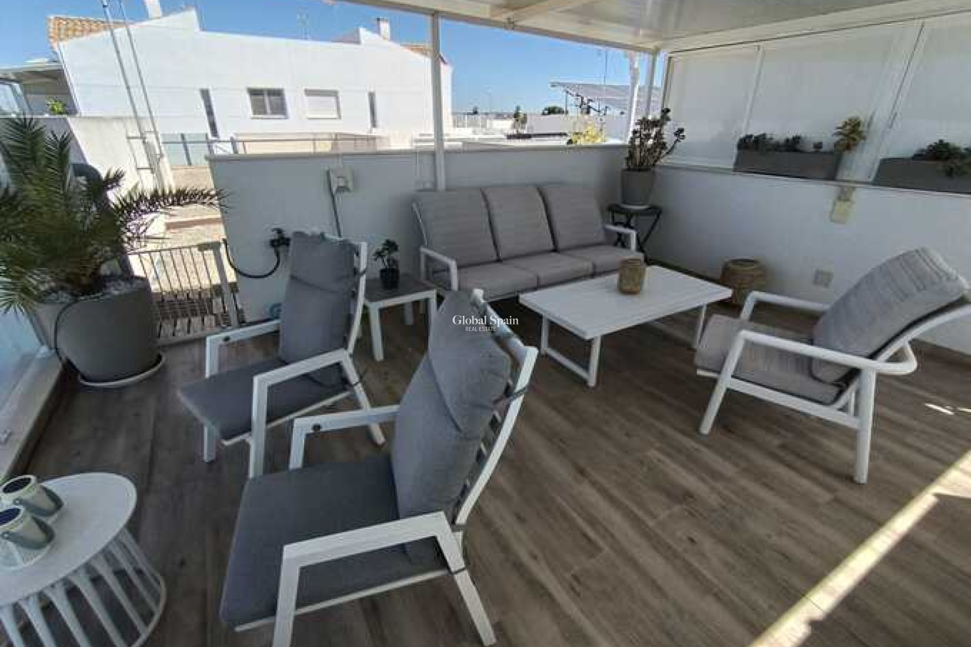 Odsprzedaż - WILLA  -
DAYA NUEVA - Costa Blanca