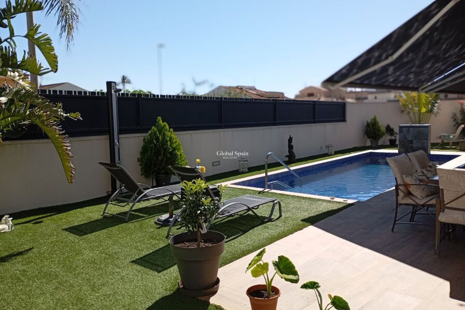 Odsprzedaż - WILLA  -
DAYA NUEVA - Costa Blanca