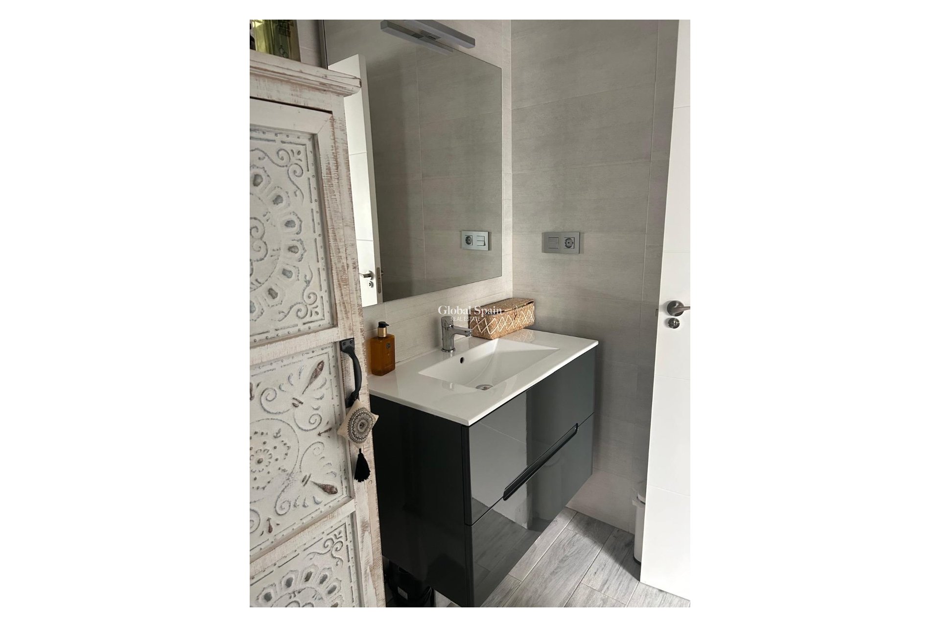 Odsprzedaż - WILLA  -
DAYA VIEJA - Costa Blanca