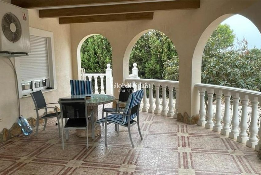 Odsprzedaż - WILLA  -
DAYA VIEJA - Costa Blanca